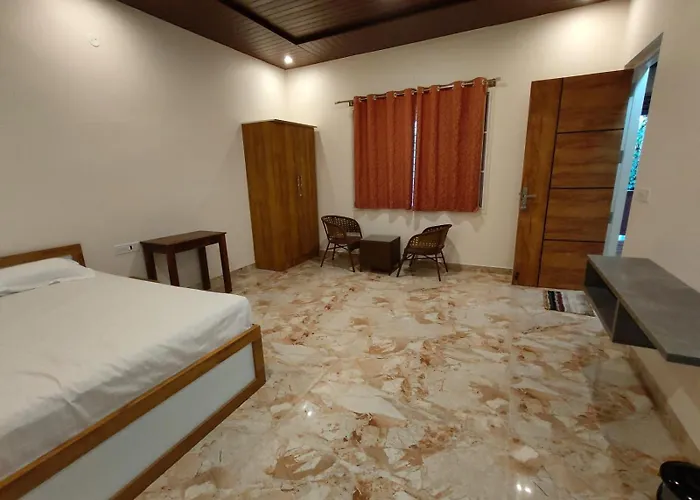 Robasta Tropica Form Stay - With Private Waterfalls
